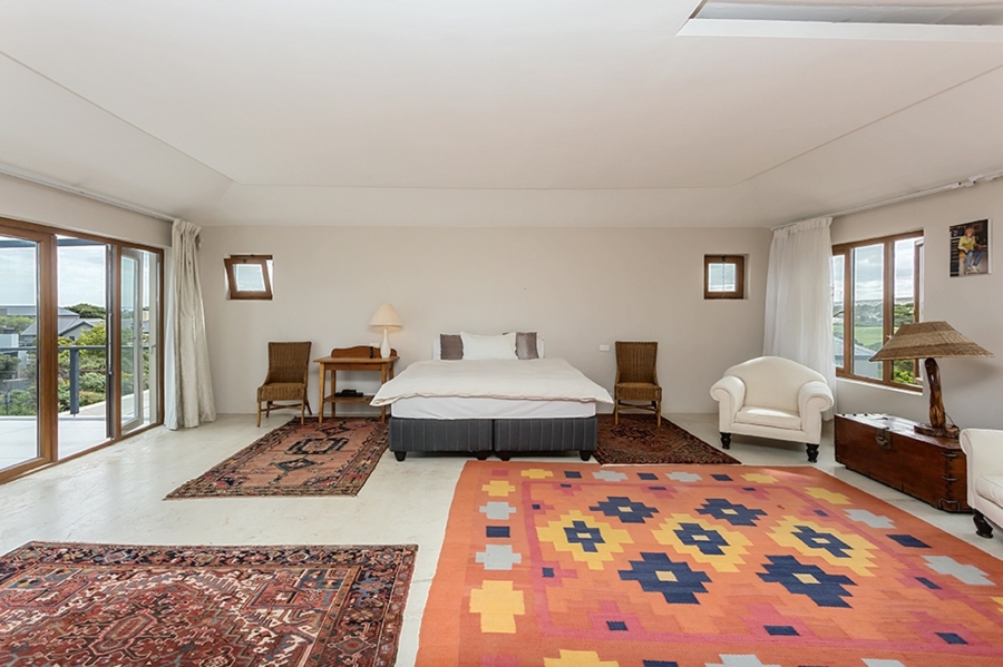 To Let 4 Bedroom Property for Rent in Atlantic Beach Golf Estate Western Cape